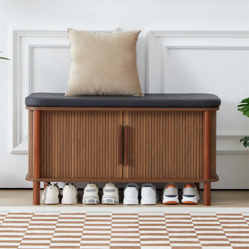 GiraTree shoe storage and bench