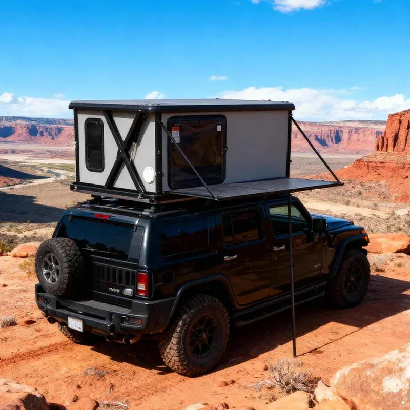 GeerTop Outdoor automatic roof tent mounted on vehicle