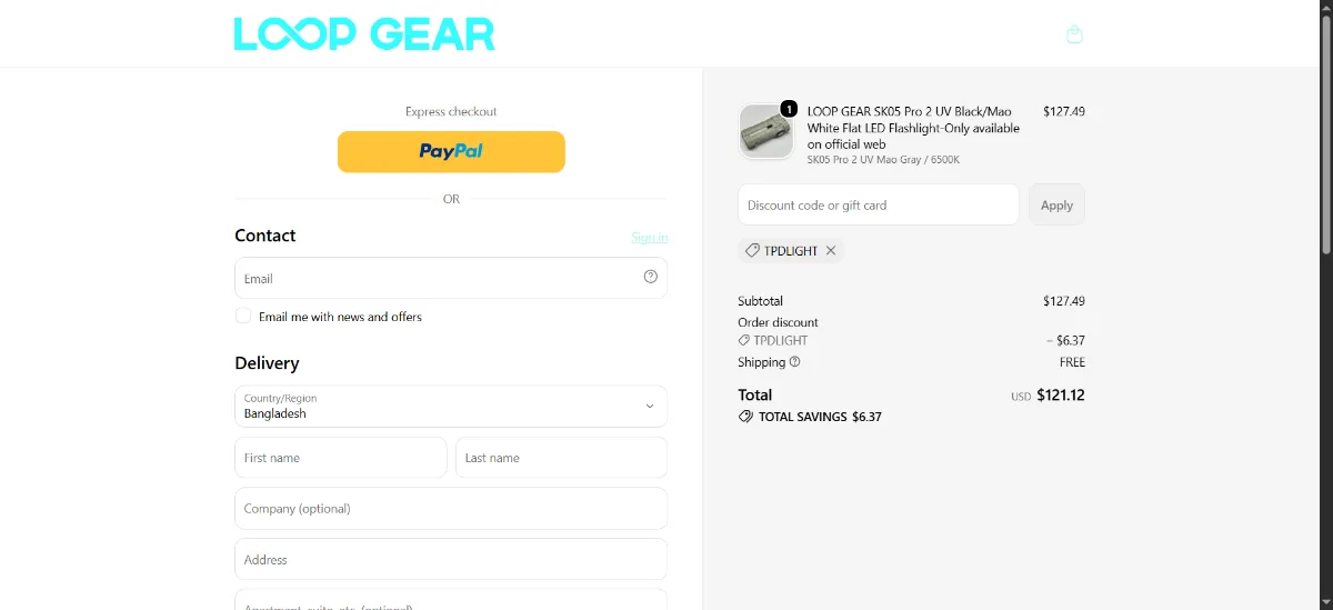 The LOOP GEAR checkout, with the discount code box